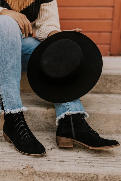 Botas femeninas de tacón cuadrado de otoño e invierno