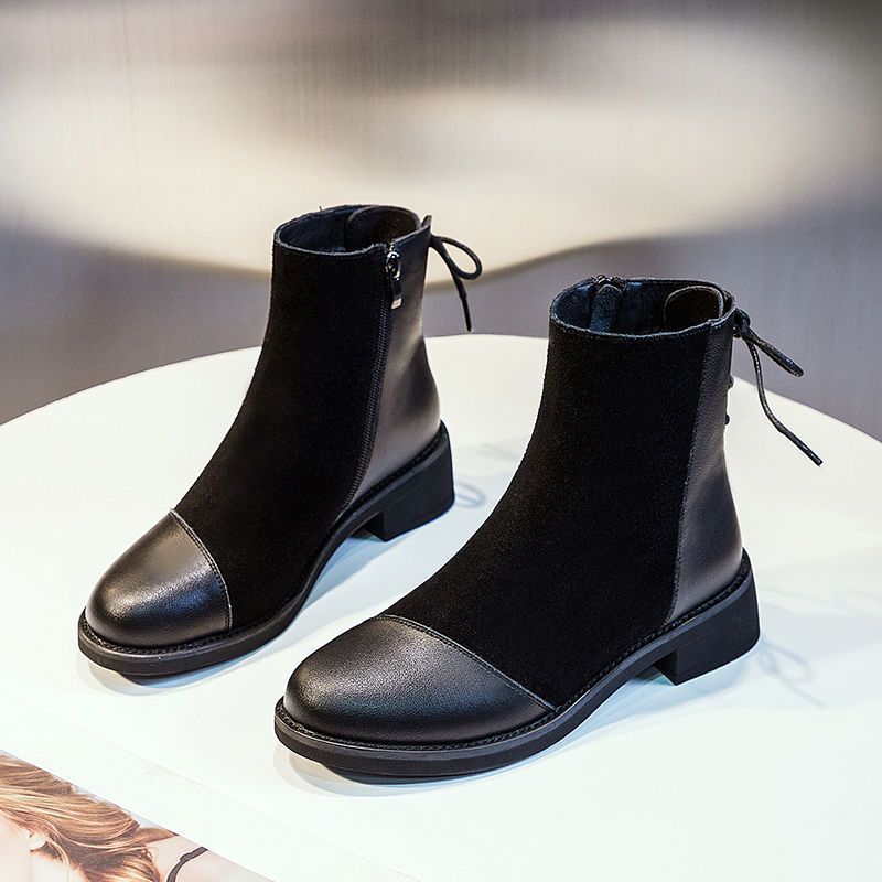 Botas Martin para mujer de cuero suave con costuras y suela blanda