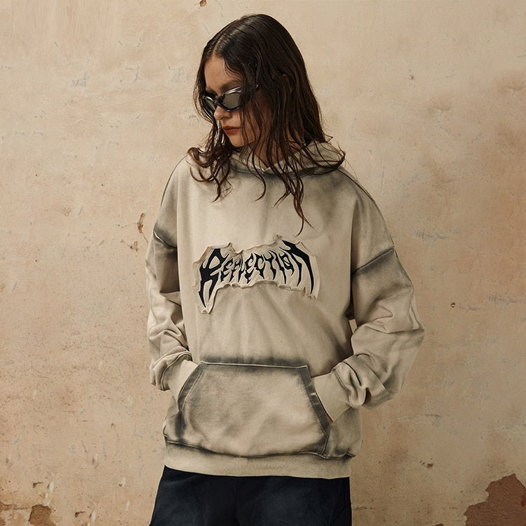 Sudadera con capucha con diseño de dobladillo deshilachado bordado europeo y americano